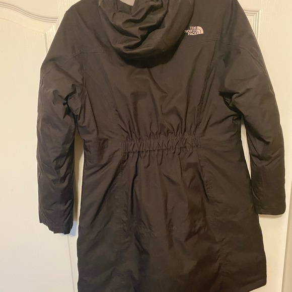 North Face Coat (Gently Used) - Picture 5 of 11